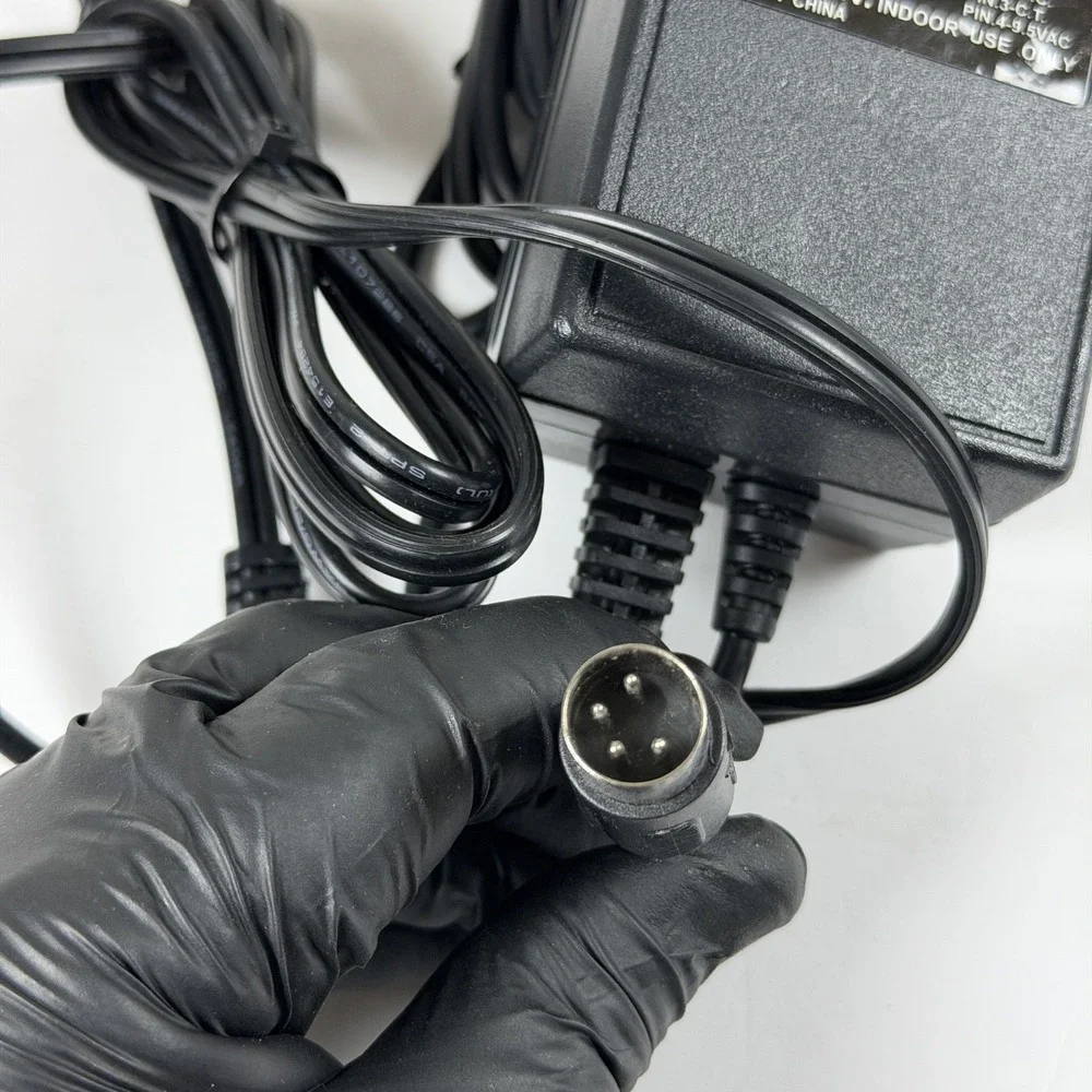 Intelix 315AA0012 AC Power Adapter 19VAC 1.5A 4-Pin DIN Connector